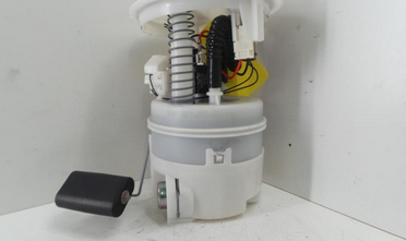 Renault Clio II BJ: 2005 Kraftstoffpumpe Elek 8200057324 1,2 55kw *D4FG722*